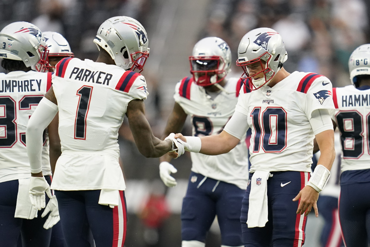 Patriots - DeVante Parker Mac Jones